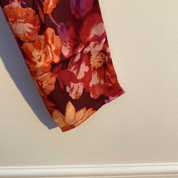 EN SAISON Women’s Floral Sweetheart neckline Long Sleeve Crop Top Size XS - Picture 7 of 9